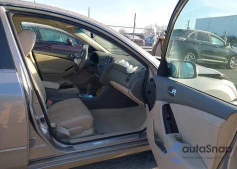 2012 Nissan Altima 2.5 S from USA, damaged, VIN 1N4AL2AP8CC128630